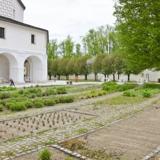 Bylinková zahrada zámek Březnice